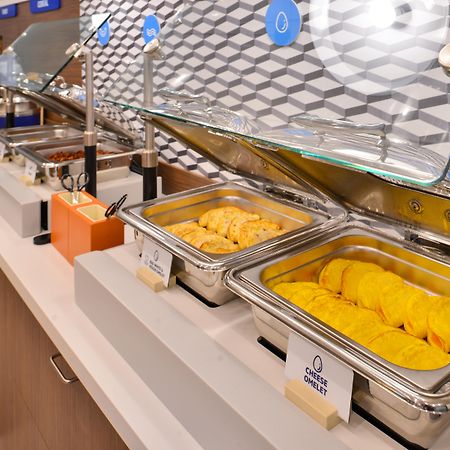 Holiday Inn Express Boston-Milford By Ihg מראה חיצוני תמונה