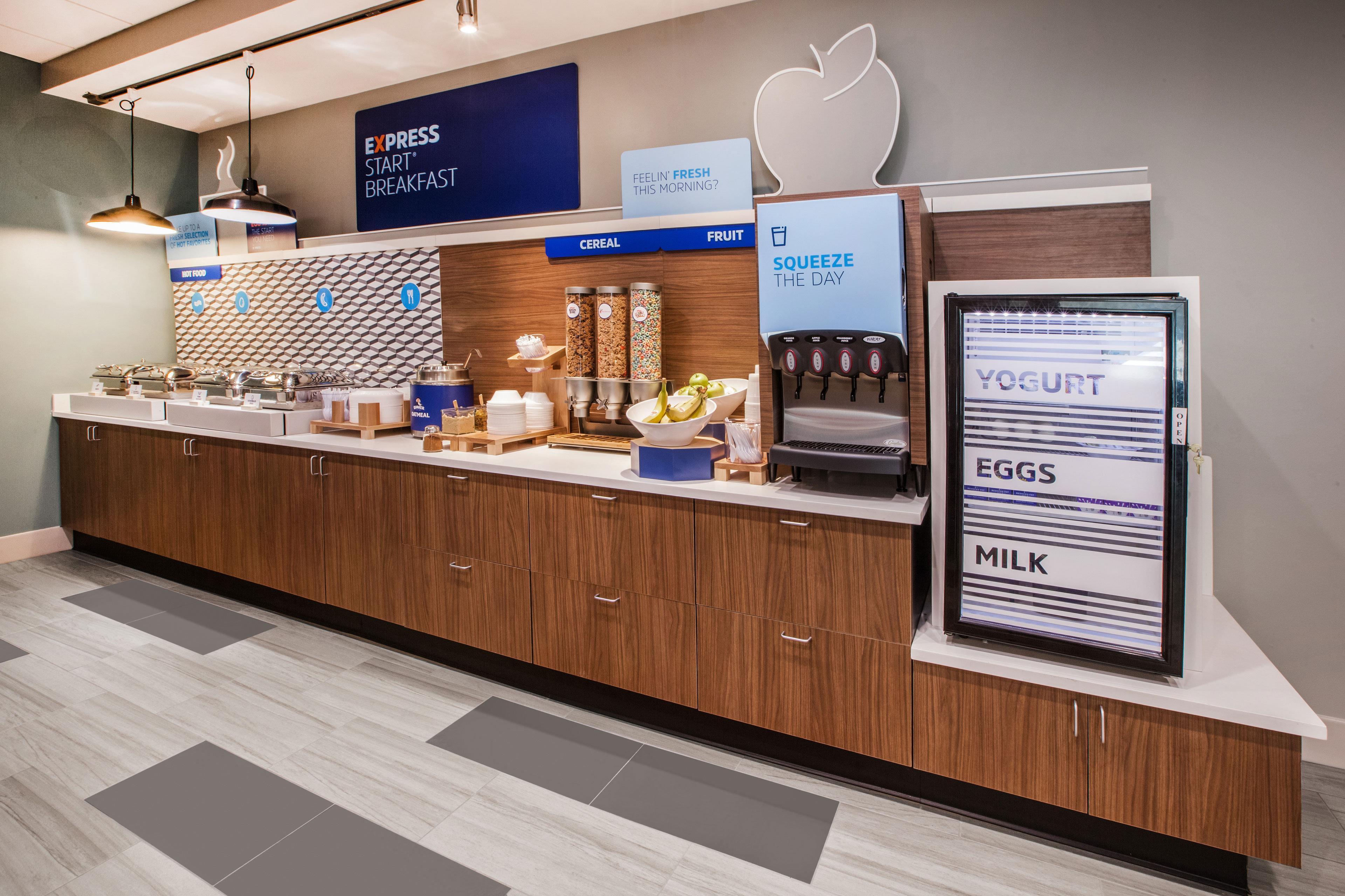 Holiday Inn Express Boston-Milford By Ihg מראה חיצוני תמונה